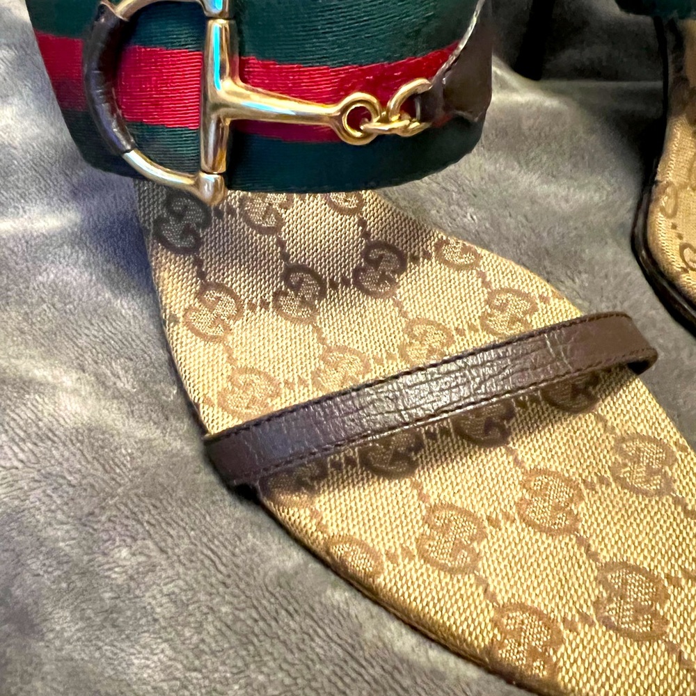Gucci Vintage heels.